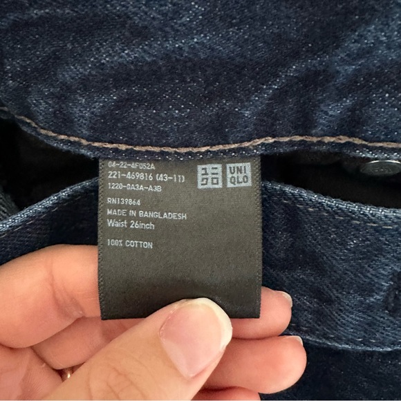Uniqlo Dark Blue Women's Flare Jeans Sz 26 - Picture 6 of 8